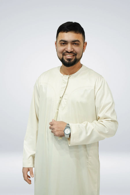 Emirati Shiny Thobe with Tassel Cream - almanaar Islamic Store