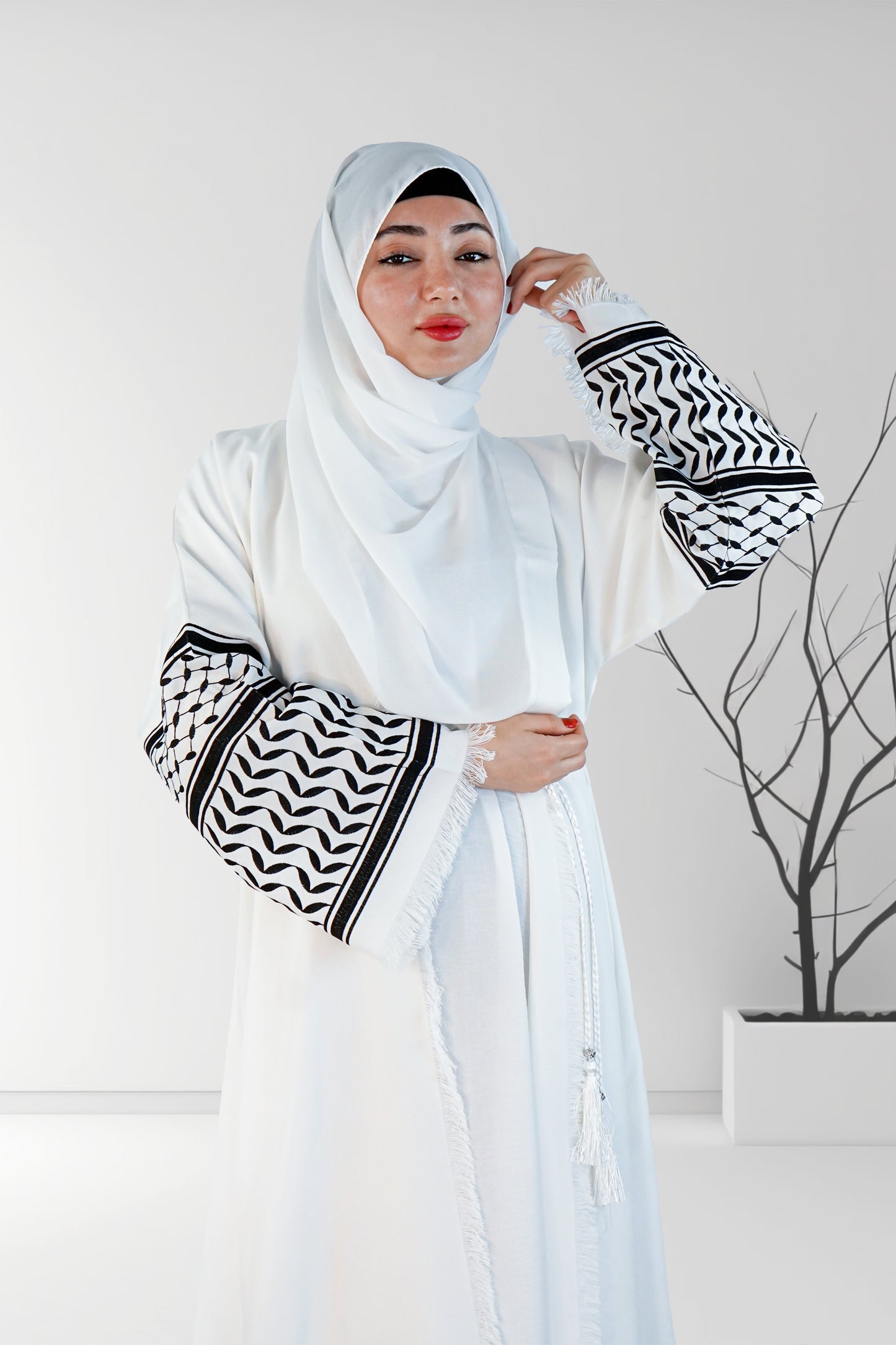 Palestinian Embroidery 3-Piece Open Abaya White