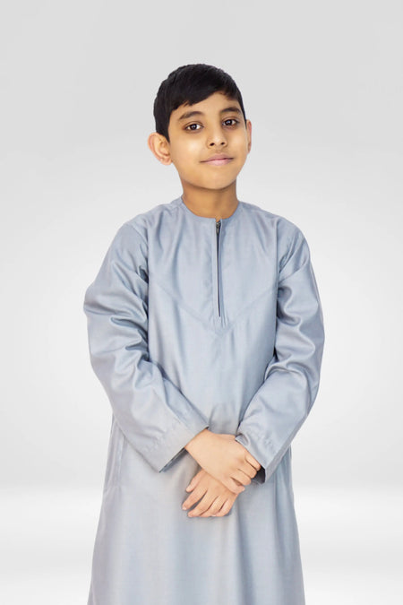 Omani Style Collarless Kids’ Thobe with Zip – Grey - almanaar Islamic Store