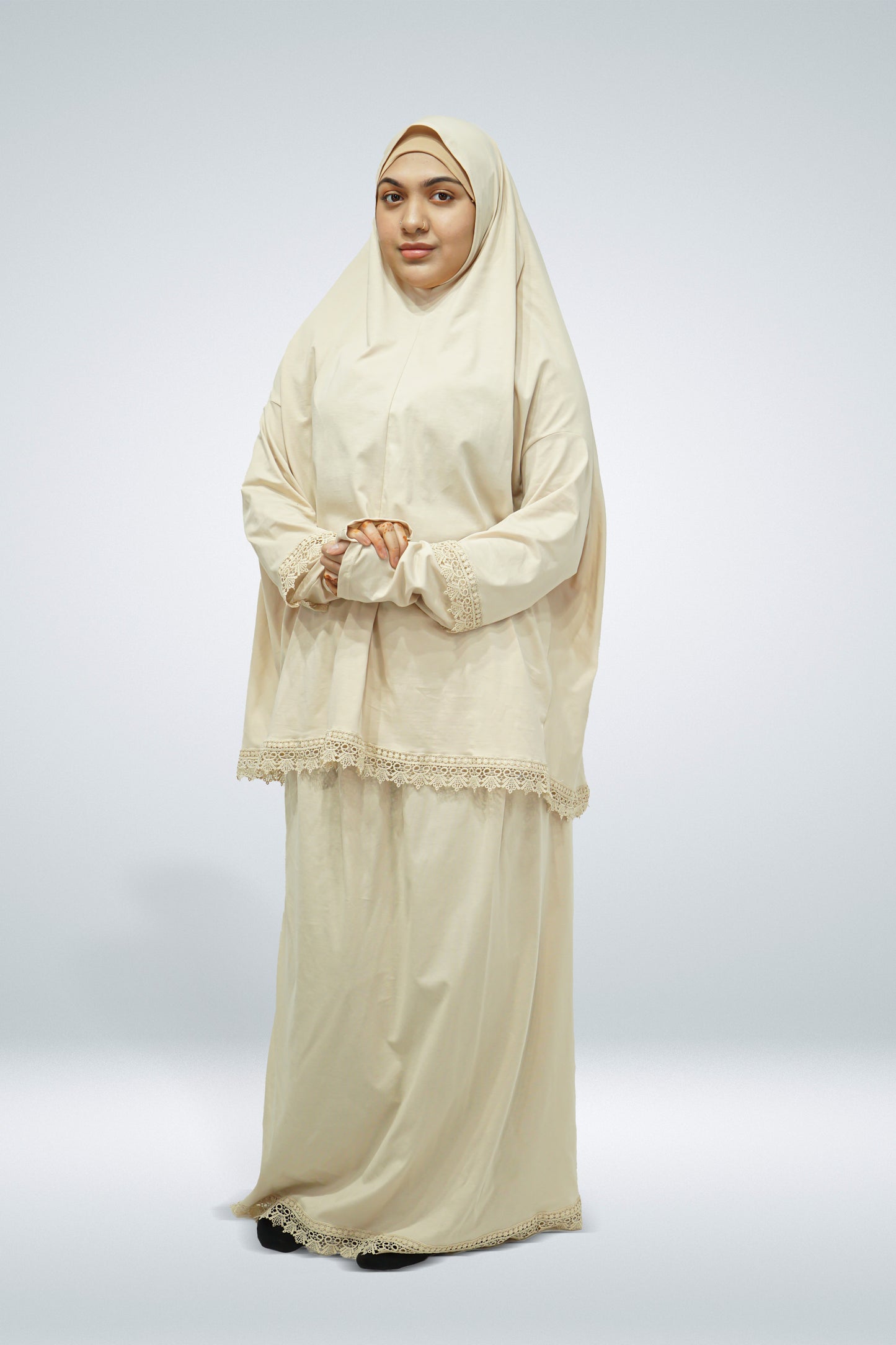 Two-Piece Prayer Cloth Set with Lace Beige
