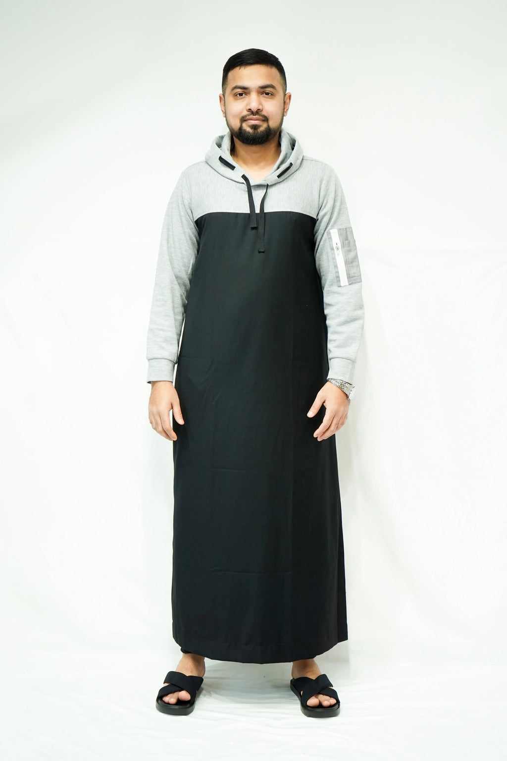 Black & Grey Hoodie Thobe with Side Arm Zip Pocket - almanaar Islamic Store