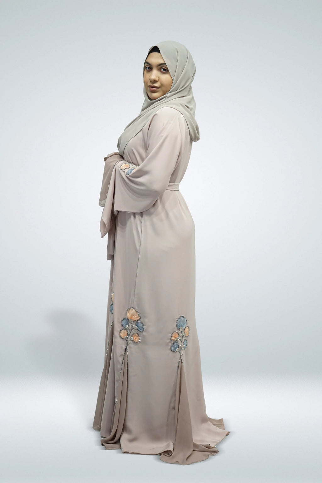 Light Pink Open Abaya with Flower Bead Embellishments - almanaar Islamic Store