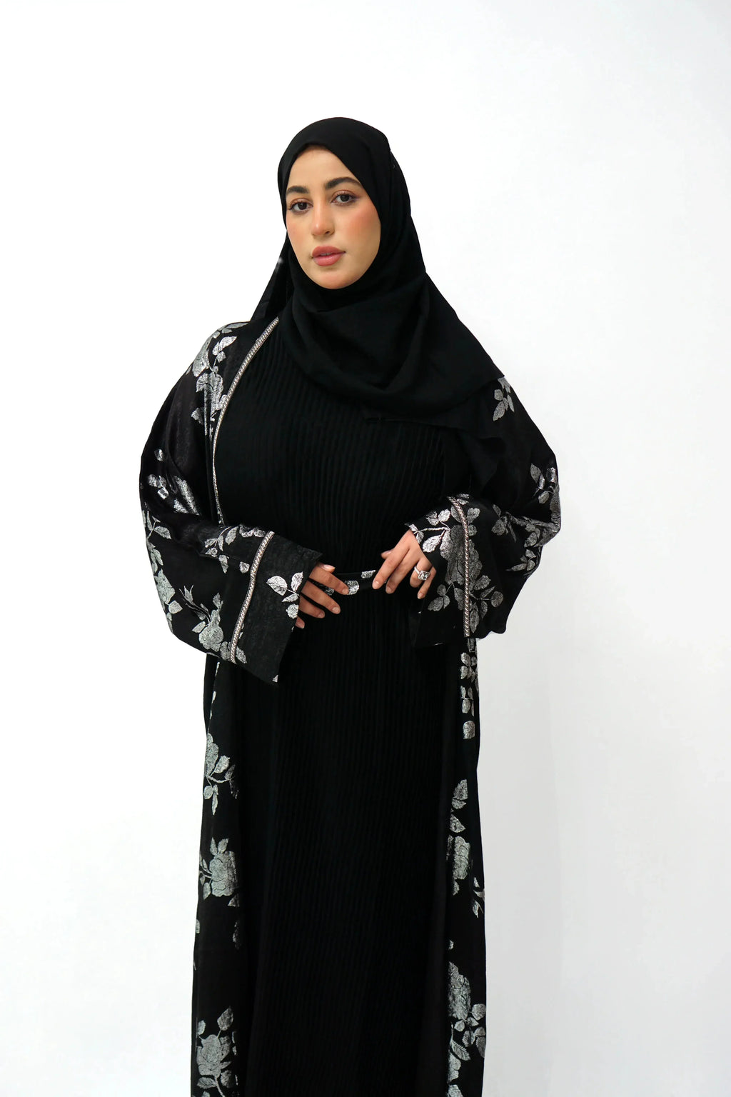 2-Piece Black Abaya with Pleated Inner - almanaar Islamic Store