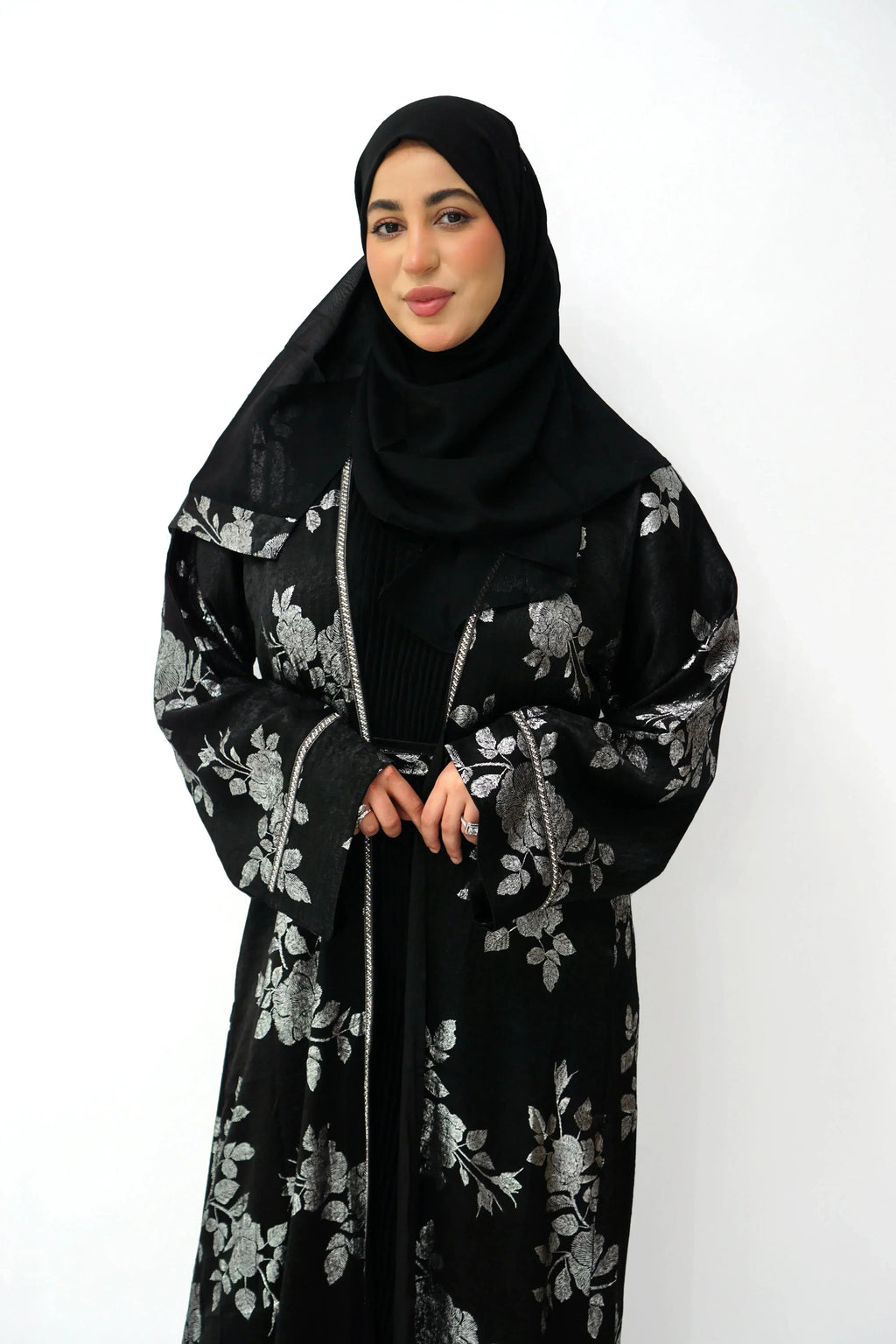 2-Piece Black Abaya with Pleated Inner - almanaar Islamic Store