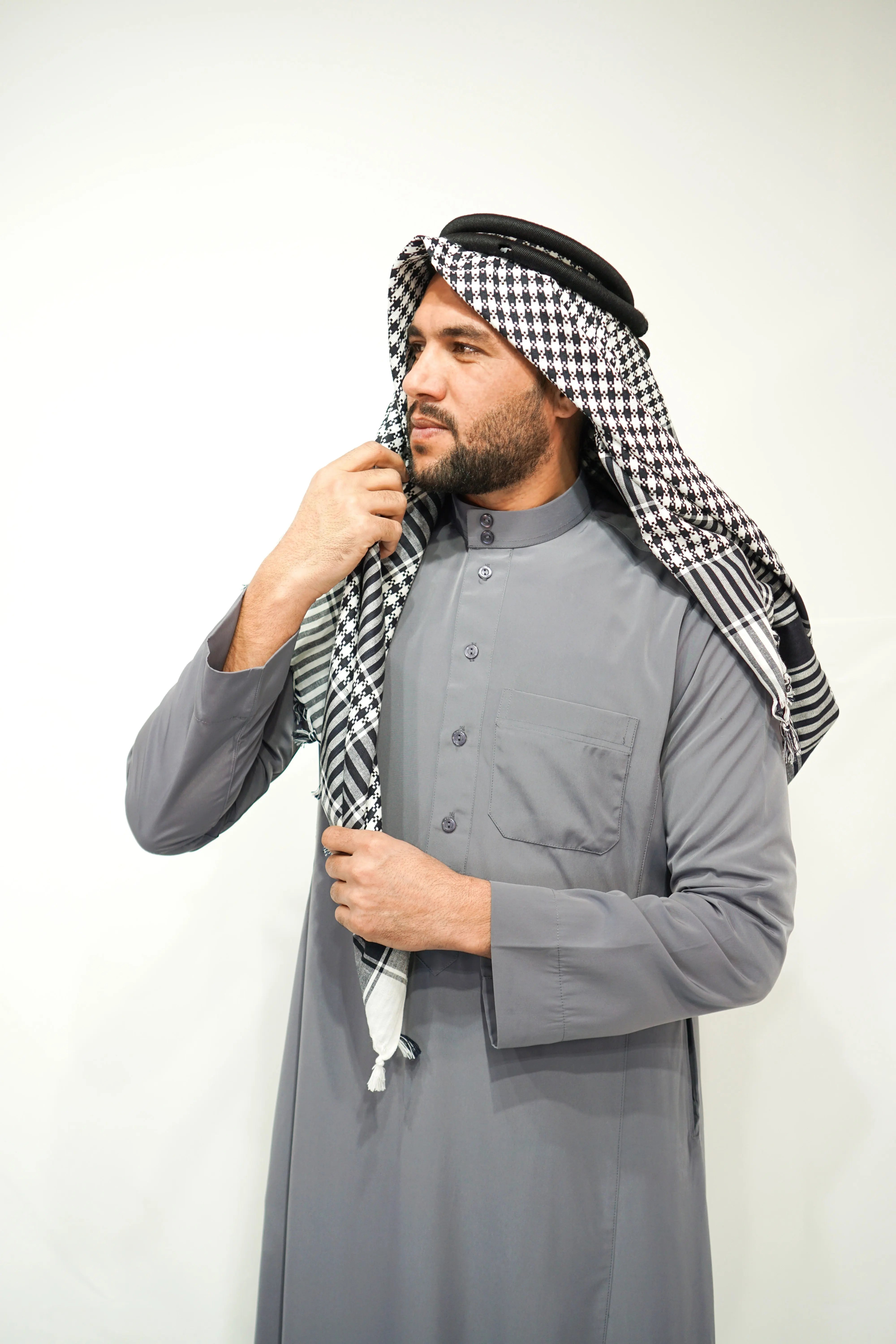 Plain Classic Saudi Thobe With Collar (4 Colours) - almanaar Islamic Store