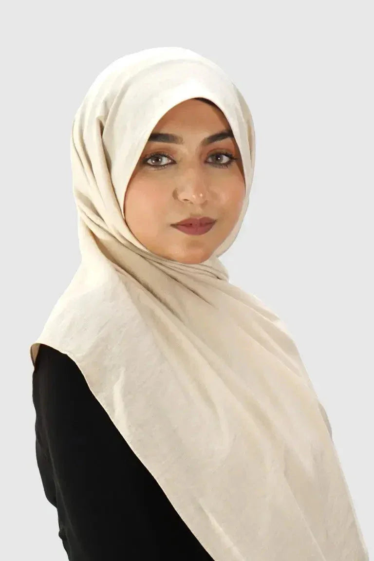 Blend Cotton Hijab – Off White - almanaar Islamic Store
