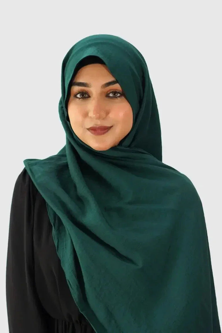 Blend Cotton Hijab – Bottle Green - almanaar Islamic Store