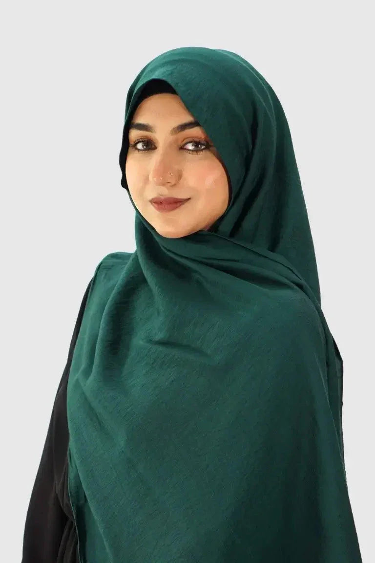 Blend Cotton Hijab – Bottle Green - almanaar Islamic Store