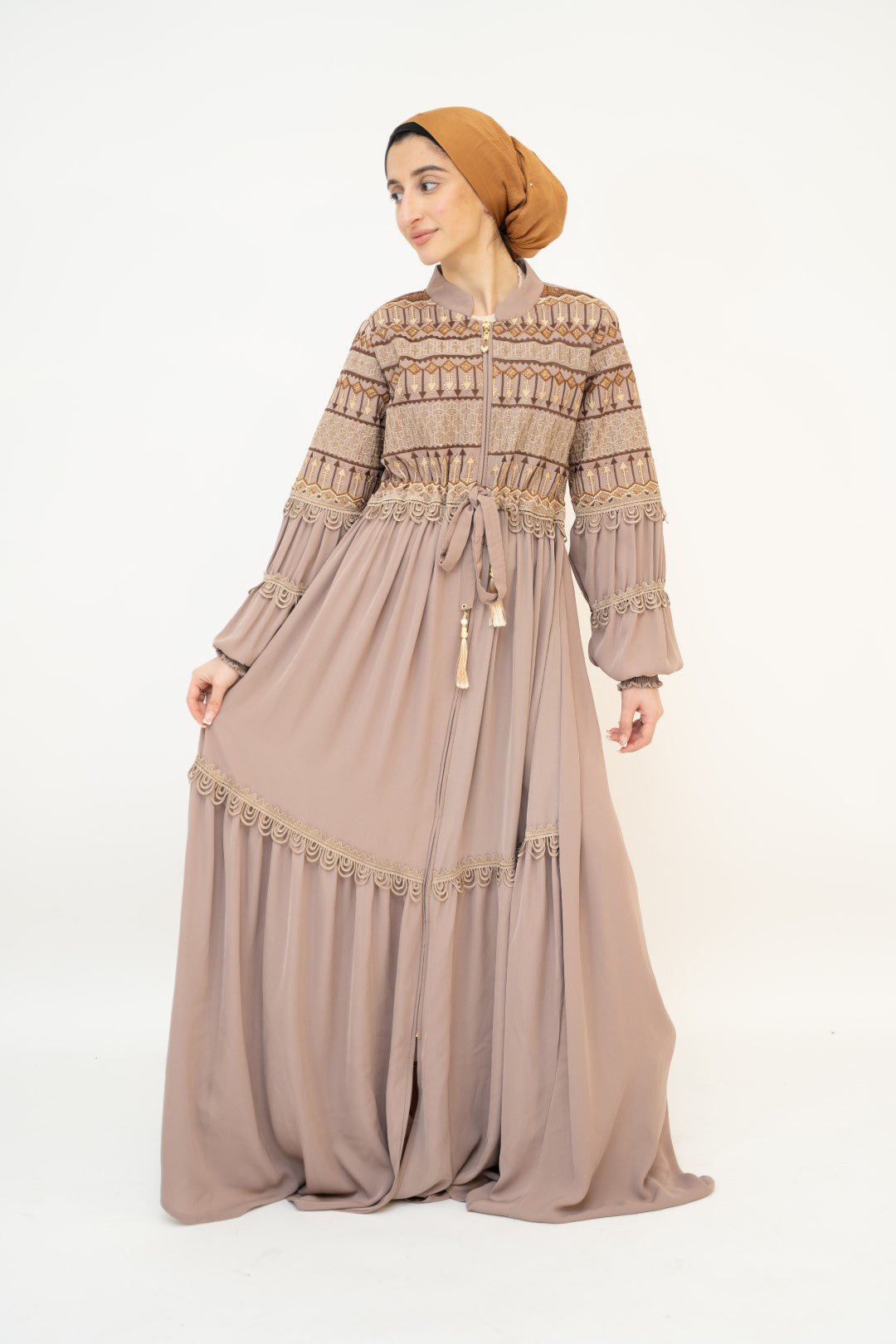 https://almanaar.co.uk/cdn/shop/files/half-zip-turkish-dress-dress-1.jpg?v=1683084196&width=1445