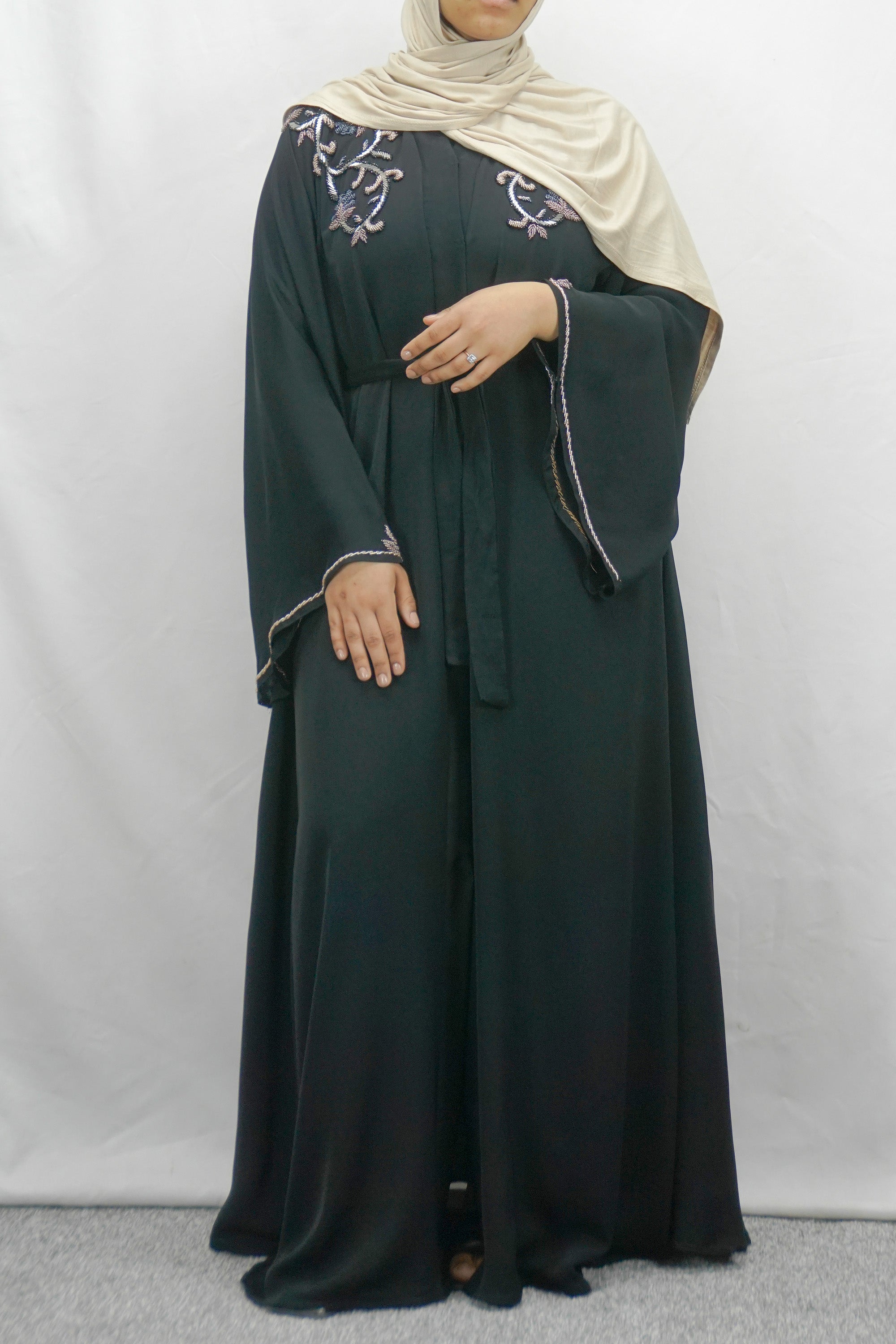 Exclusive abaya outlet