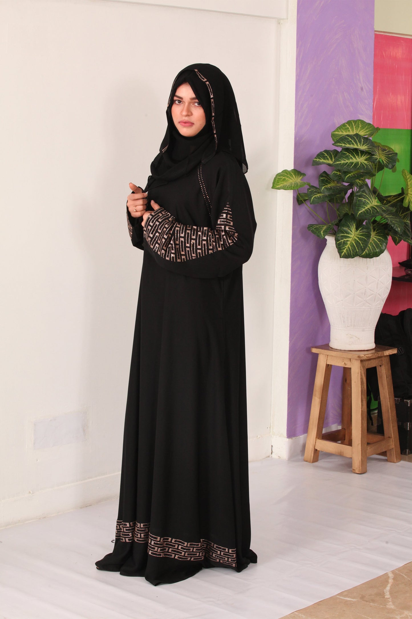 Dubai Exclusive Placket Tikkona Brick  Black Abaya-almanaar Islamic Store