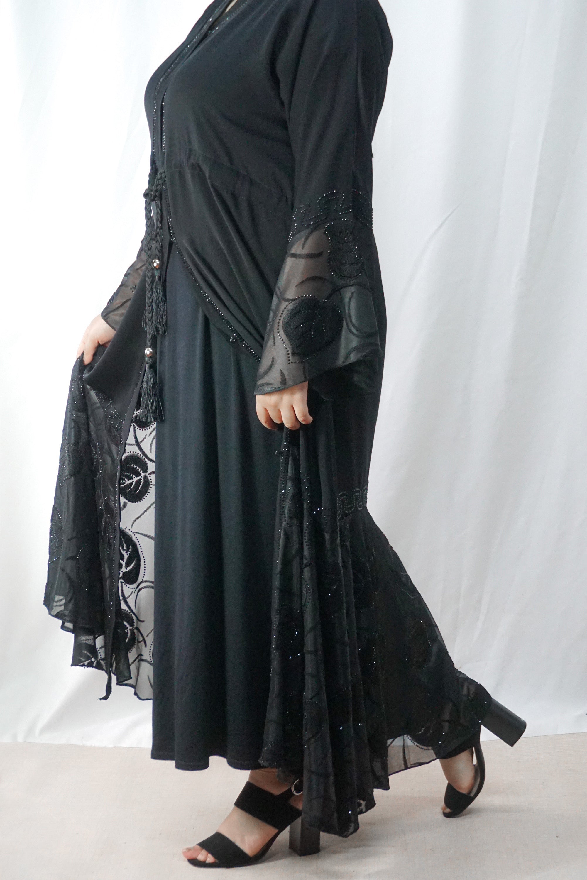 Exclusive Classic Black Open Abaya-almanaar Islamic Store