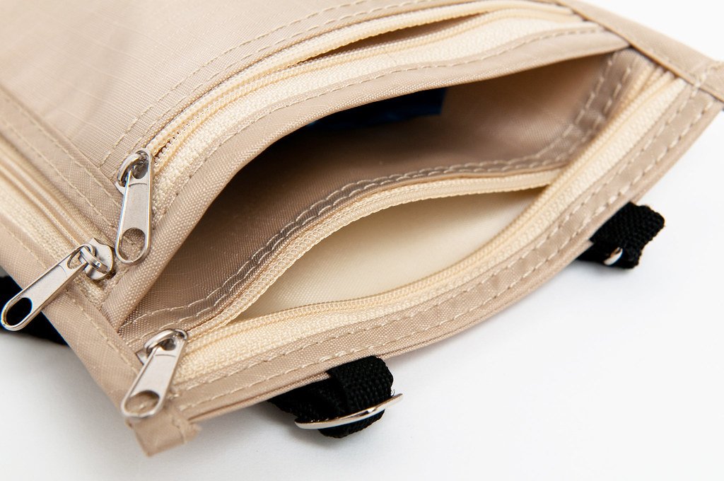 Hajj & Umrah Secure Side Bag & Neck Bag (Medium size)-almanaar Islamic Store