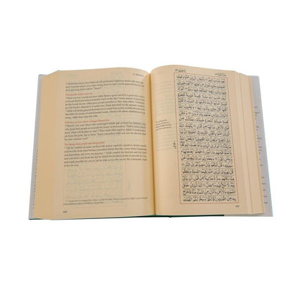 The Majestic Quran: A Plain English Translation (16 x 4.5 x 23 cm)-almanaar Islamic Store